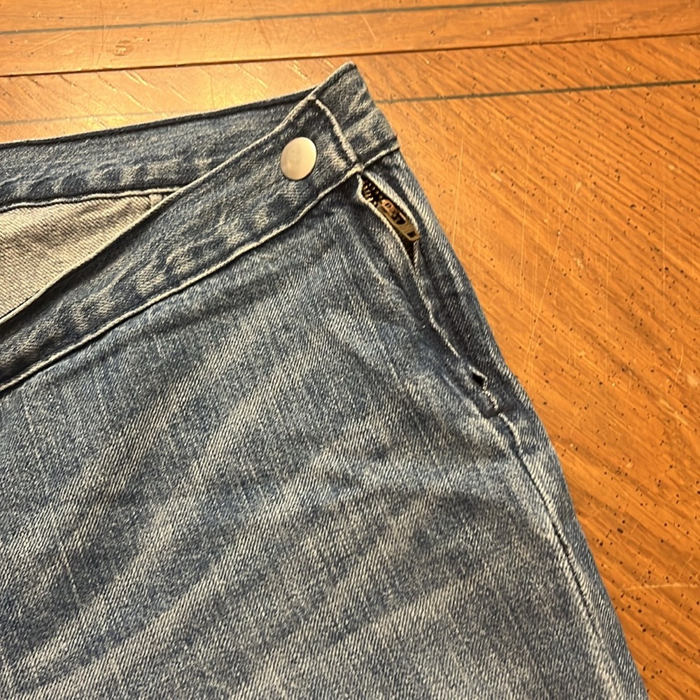 Y2K vintage low rise flat front bootcut jeans BDG Urban Outfitters 30 31” inseam - Picture 3 of 14